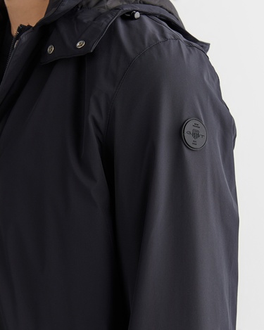  GANT Erkek Siyah Kapüşonlu Mont