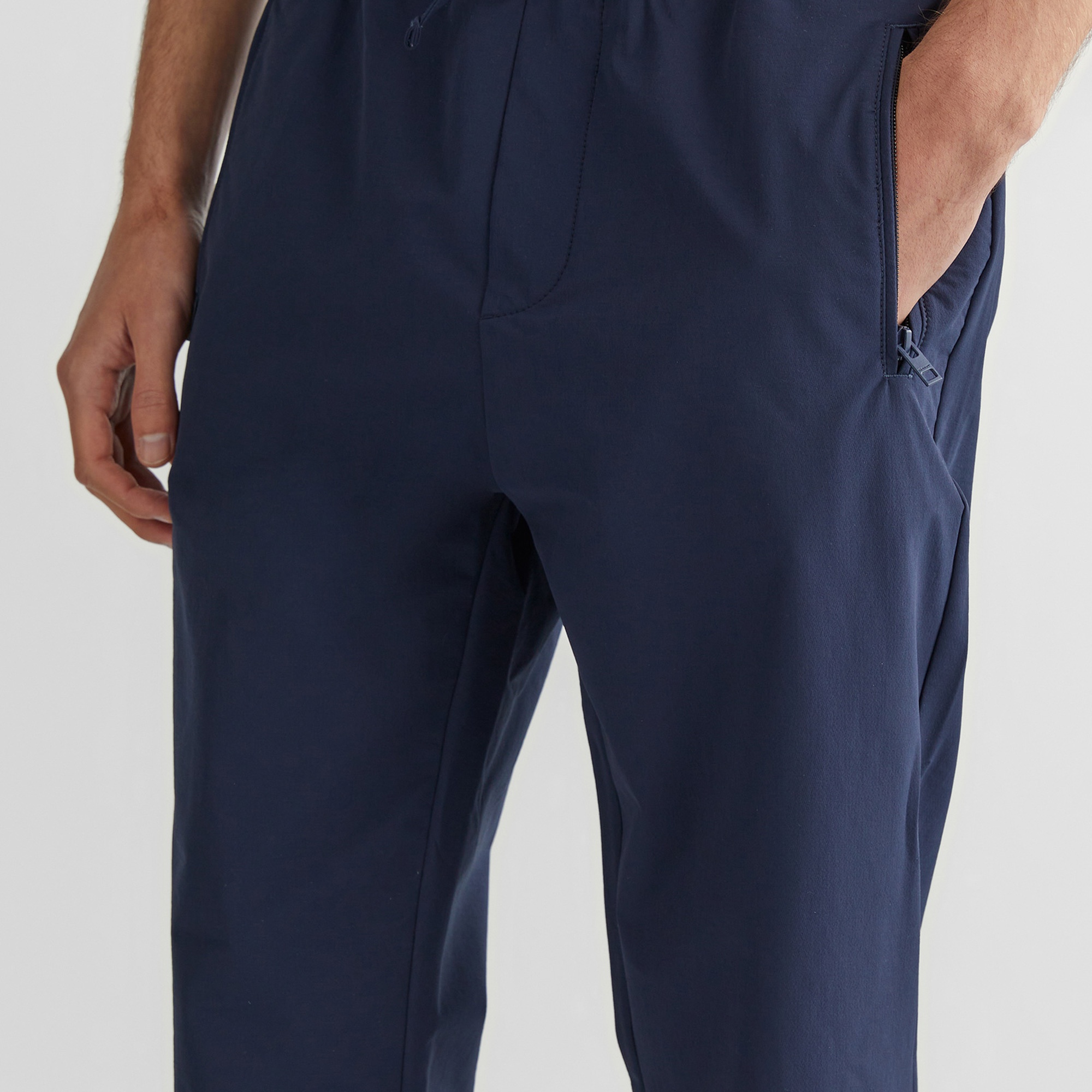 GANT Erkek Lacivert Regular Fit Jogger Pantolon