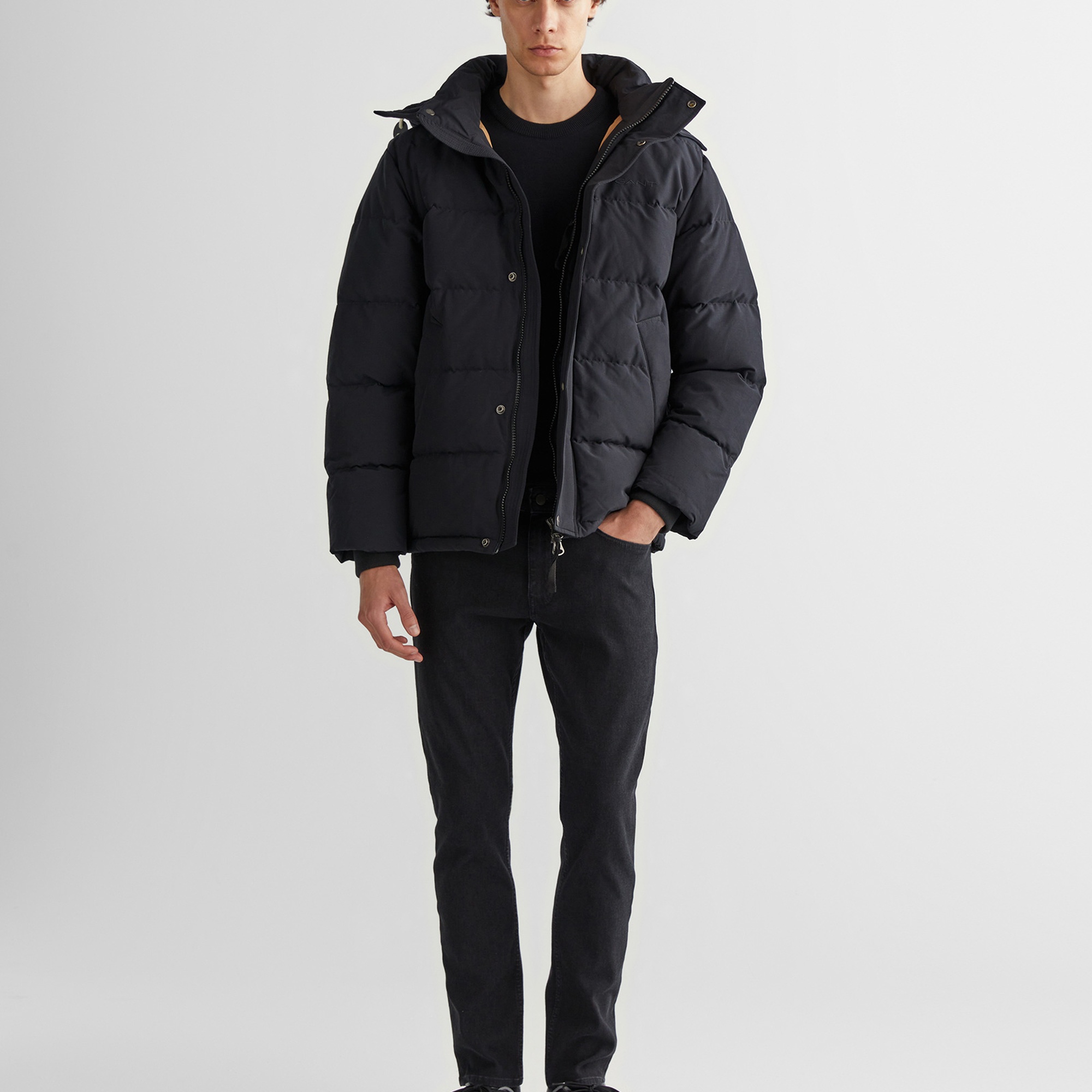 GANT Erkek Siyah Kapüşonlu Kaz Tüyü Mont