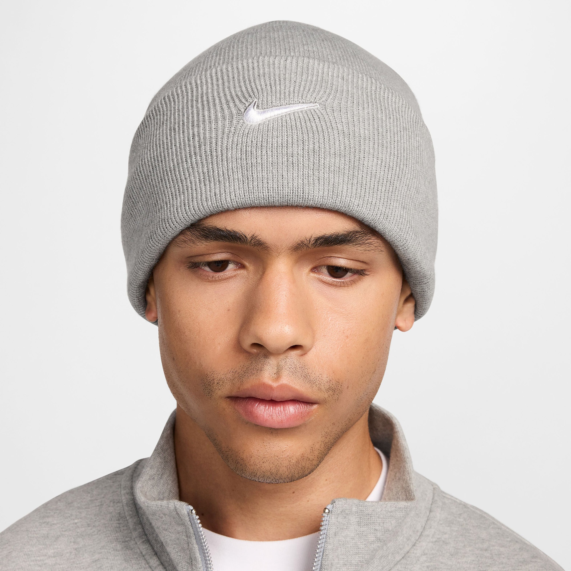 Nike Peak Unisex Gri Bere