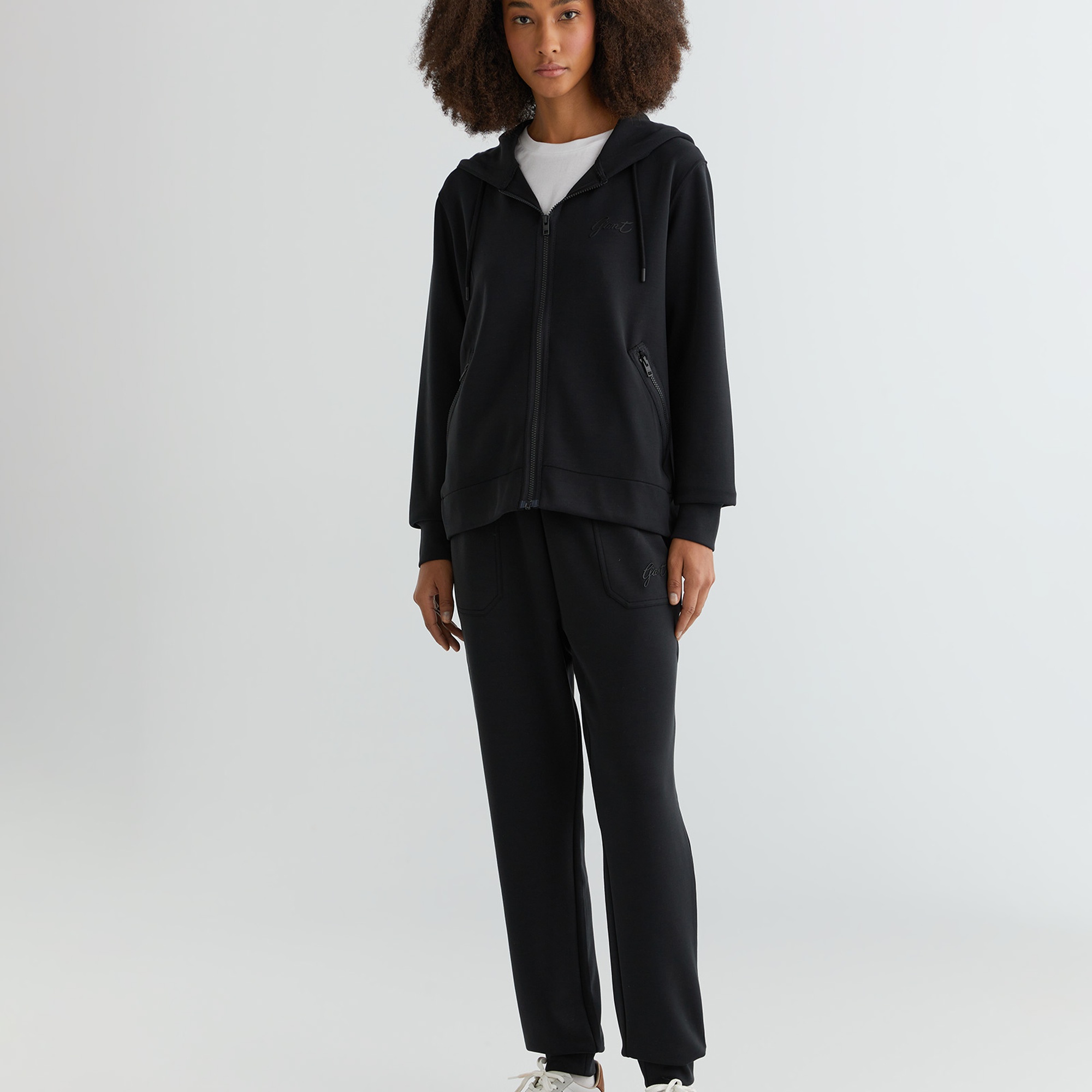 GANT Kadın Siyah Regular Fit Kapüşonlu Logolu Sweatshirt