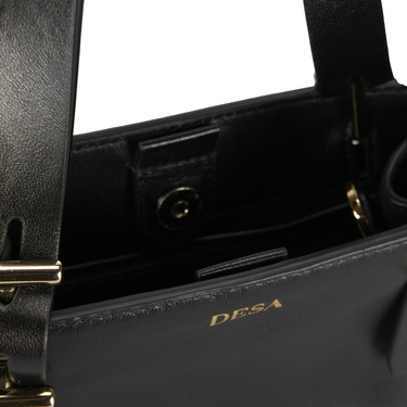  Kadın Siyah Deri Omuz Çantası