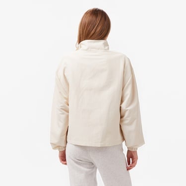  New Balance Woven Kadın Krem Outdoor Ceket