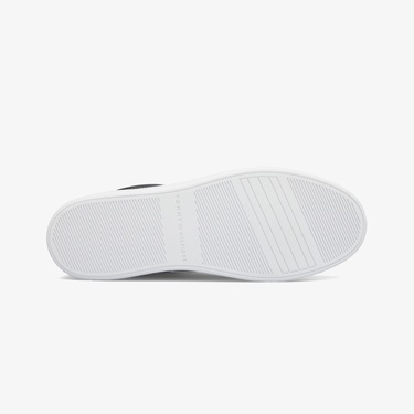  Tommy Hilfiger Elevated Essent Sneaker Monogram Kadın Siyah Spor Ayakkabı