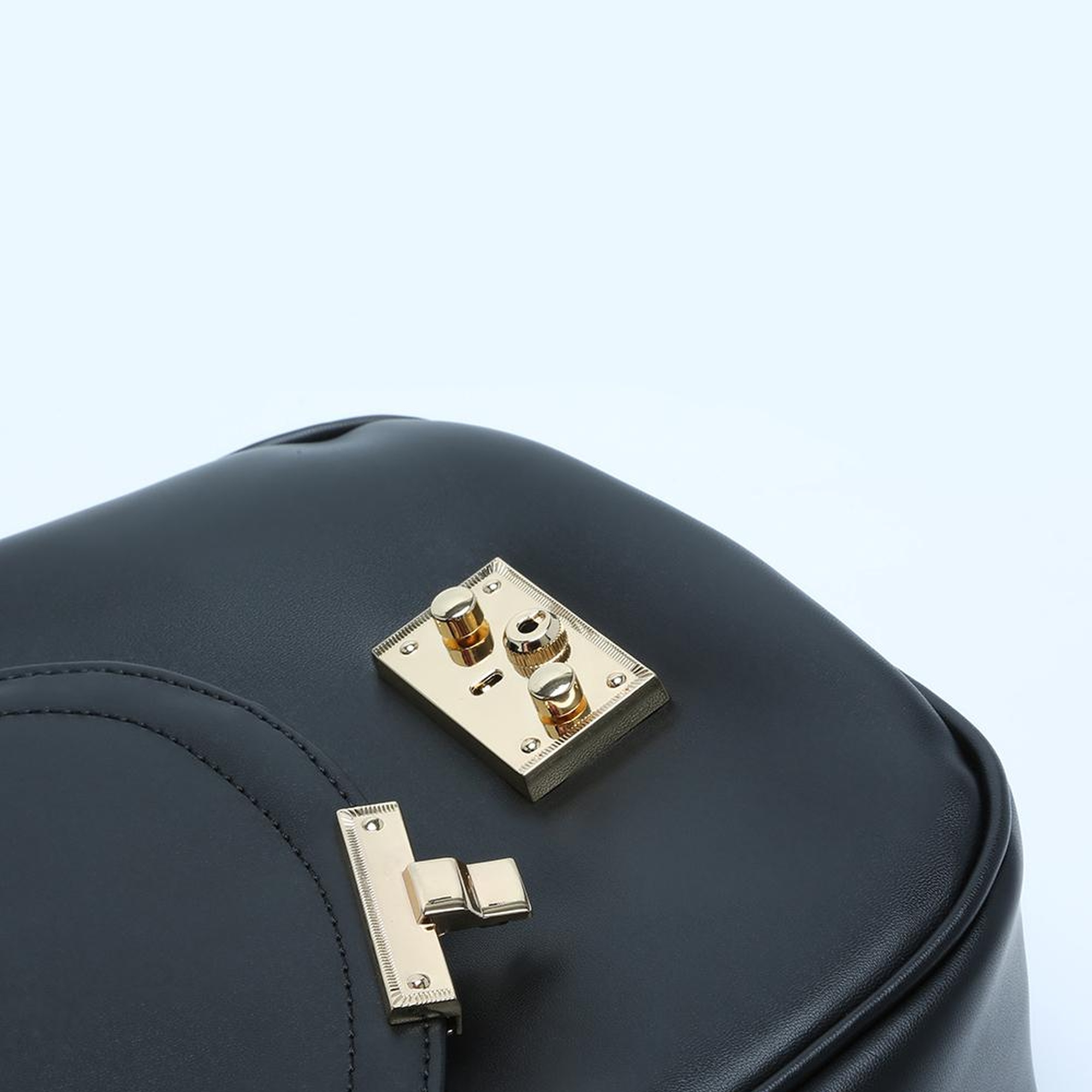 Siyah Renk Kadın Çanta