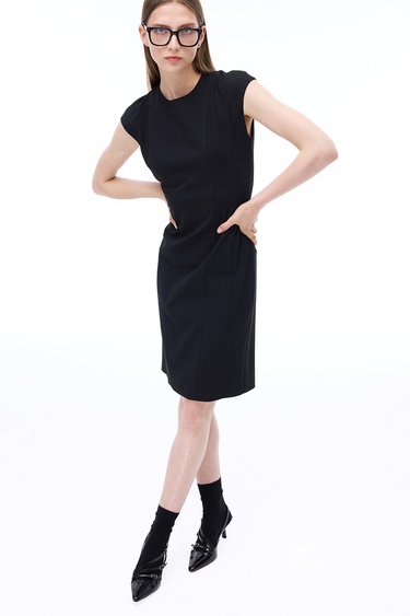  Always Slim Fit Diz Altı Düşük Kollu V-Yaka Siyah Elbise