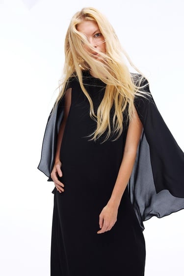  Alfas Rahat Kalıp Maxi Boy Yarasa Kol Yuvarlak Yaka Siyah Elbise