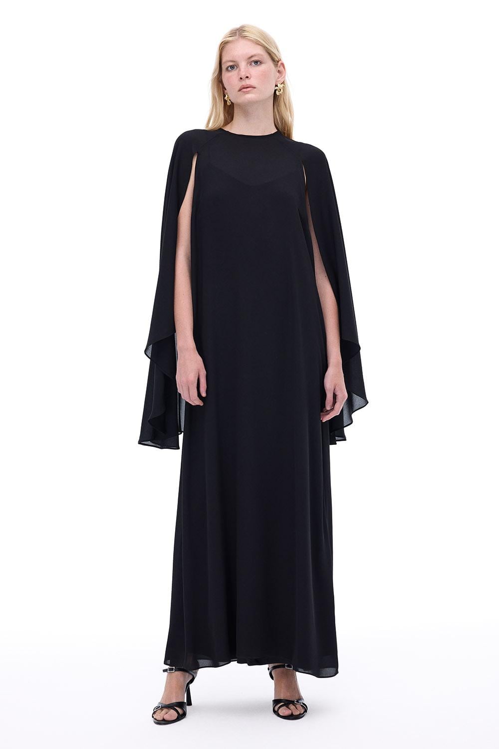  Alfas Rahat Kalıp Maxi Boy Yarasa Kol Yuvarlak Yaka Siyah Elbise