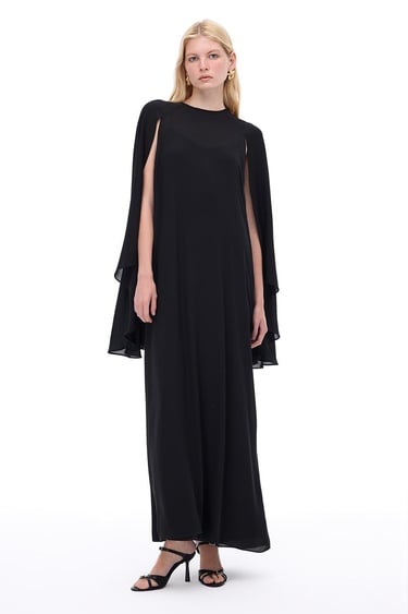  Alfas Rahat Kalıp Maxi Boy Yarasa Kol Yuvarlak Yaka Siyah Elbise