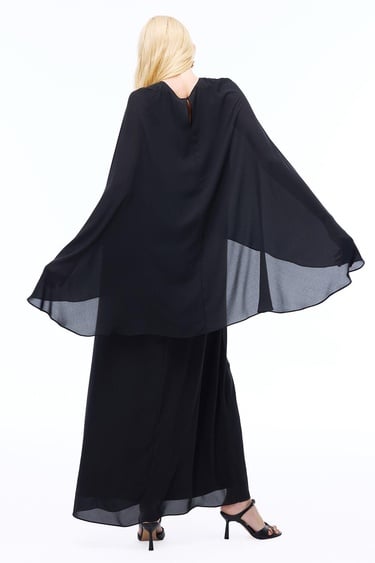  Alfas Rahat Kalıp Maxi Boy Yarasa Kol Yuvarlak Yaka Siyah Elbise