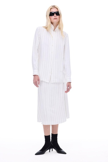  Aponias Rahat Kalıp Çizgili Desen Standart Boy Takma Kol Gömlek Yaka Ekru Gömlek