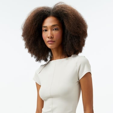  Nike Dri-Fit Zenvy Kadın Krem T-Shirt