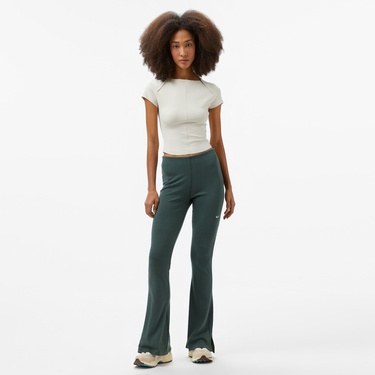  Nike Dri-Fit Zenvy Kadın Krem T-Shirt