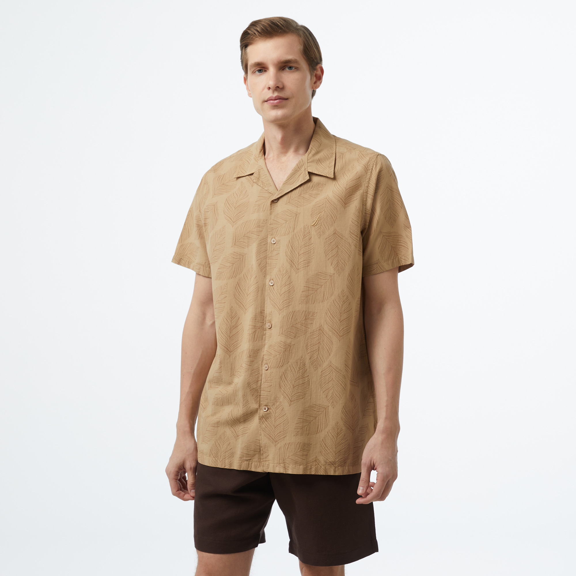  Nautica Erkek Bej Classic Fit Kısa Kollu Gömlek