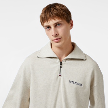  Tommy Hilfiger Erkek Beyaz Sweatshirt