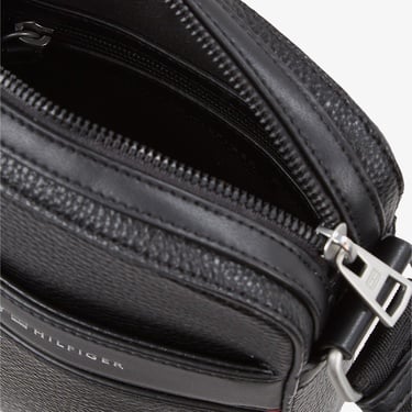  Tommy Hilfiger Corp Mini Erkek Siyah El Çantası
