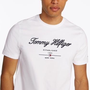  Tommy Hilfiger Script Logo Erkek Beyaz T-Shirt