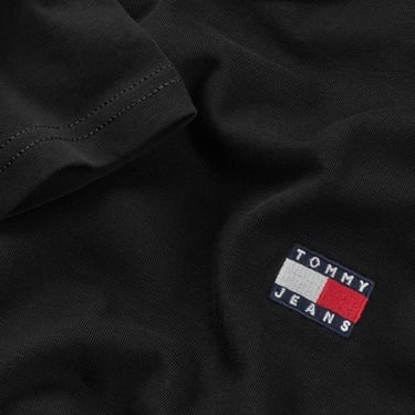  Tommy Jeans Reg Badge Ext Erkek Siyah T-Shirt