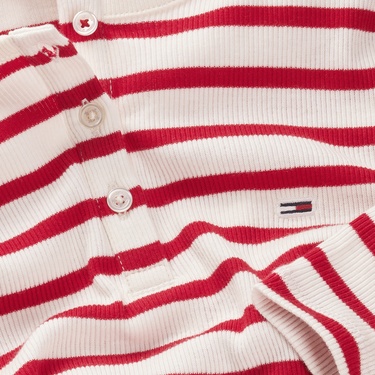  Tommy Jeans Button Rib C-Neck Kadın Kırmızı T-Shirt