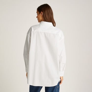  Tommy Jeans Ovs Badge Poplin Ext Kadın Beyaz Gömlek