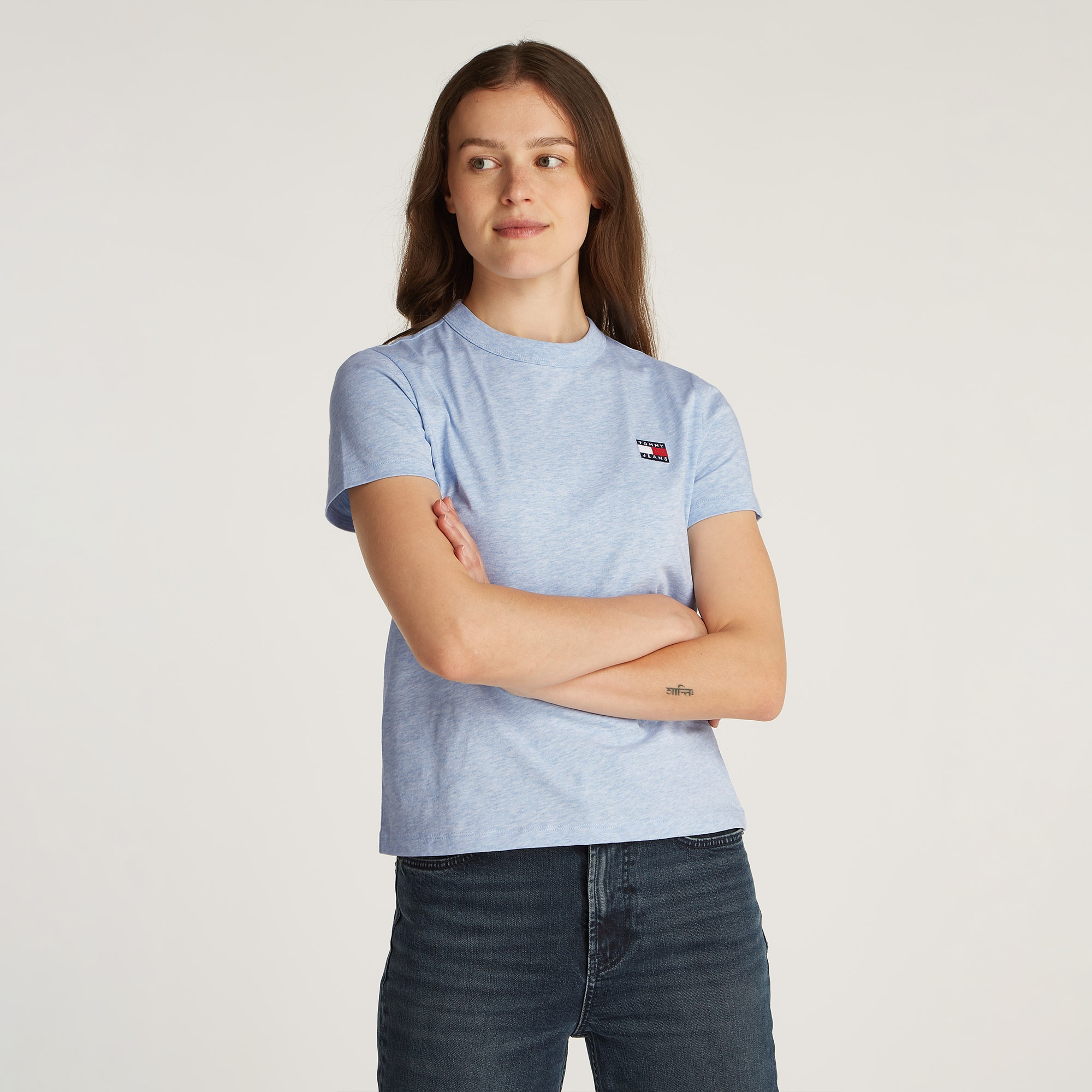 Tommy Jeans Reg Badge Kadın Lacivert T-Shirt