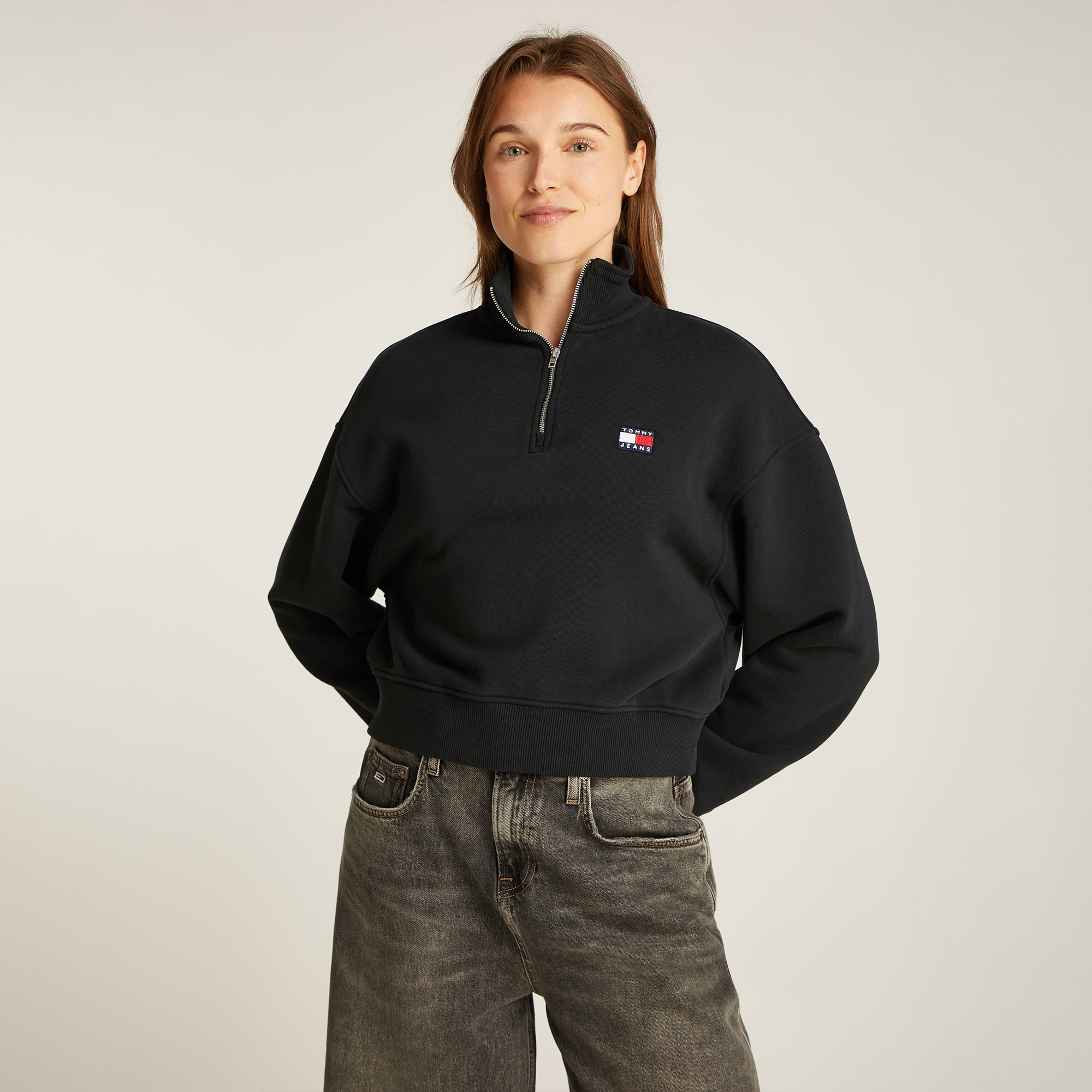 Tommy Jeans Badge 1/4 Zip Kadın Siyah Sweatshirt