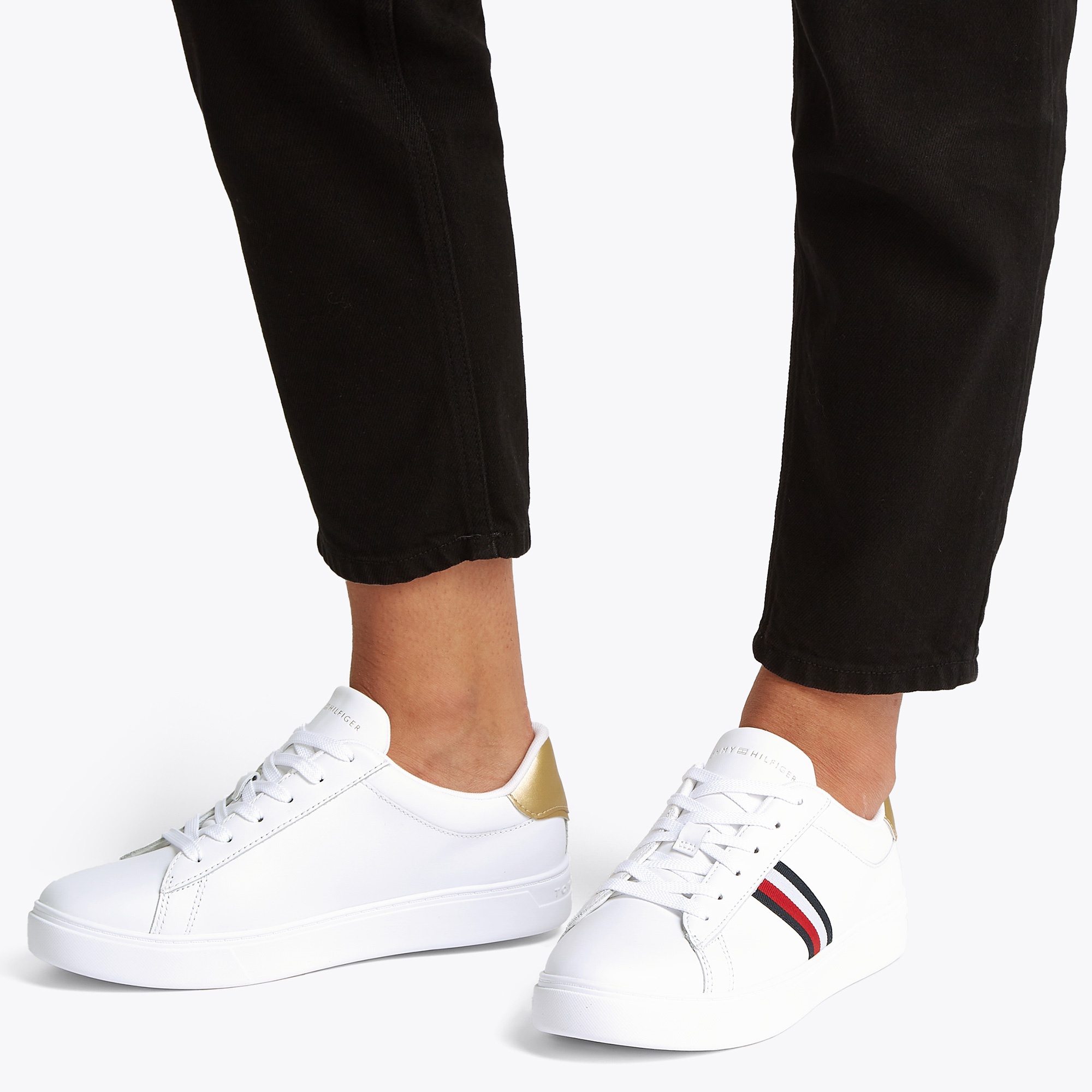 Tommy Hilfiger Essential Court Kadın Beyaz Sneaker