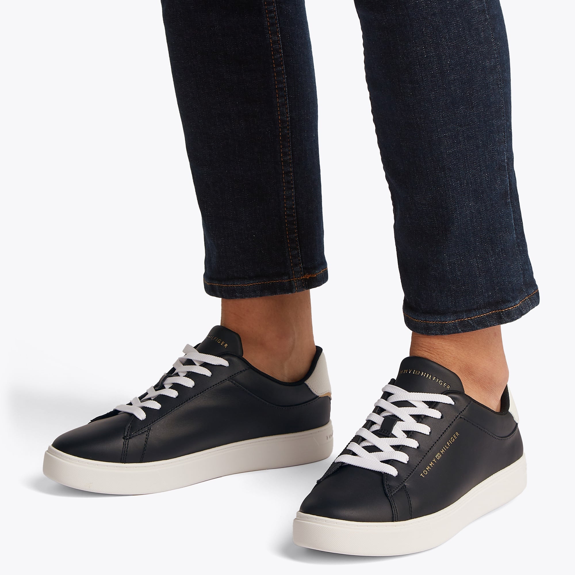 Tommy Hilfiger Essential Court Kadın Siyah Sneaker
