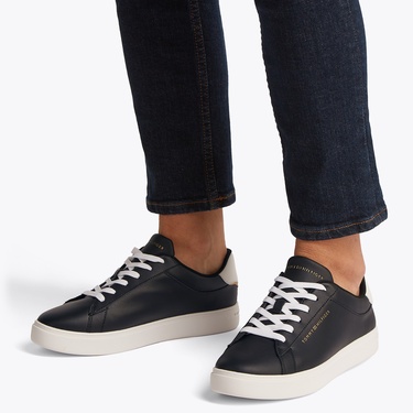 Tommy Hilfiger Essential Court Kadın Siyah Sneaker