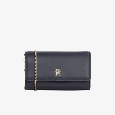  Tommy Hilfiger Eternity Chain Crossover Kadın Lacivert El Çantası