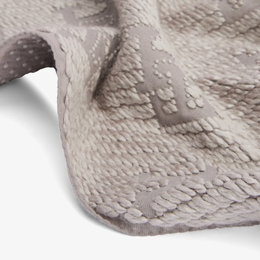  Tommy Hilfiger Elevated Chic Wool Kadın Gri Fular