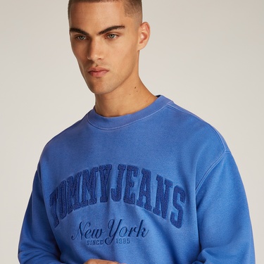  Tommy Jeans Relax Vintage Varsity Crew Erkek Mavi Sweatshirt