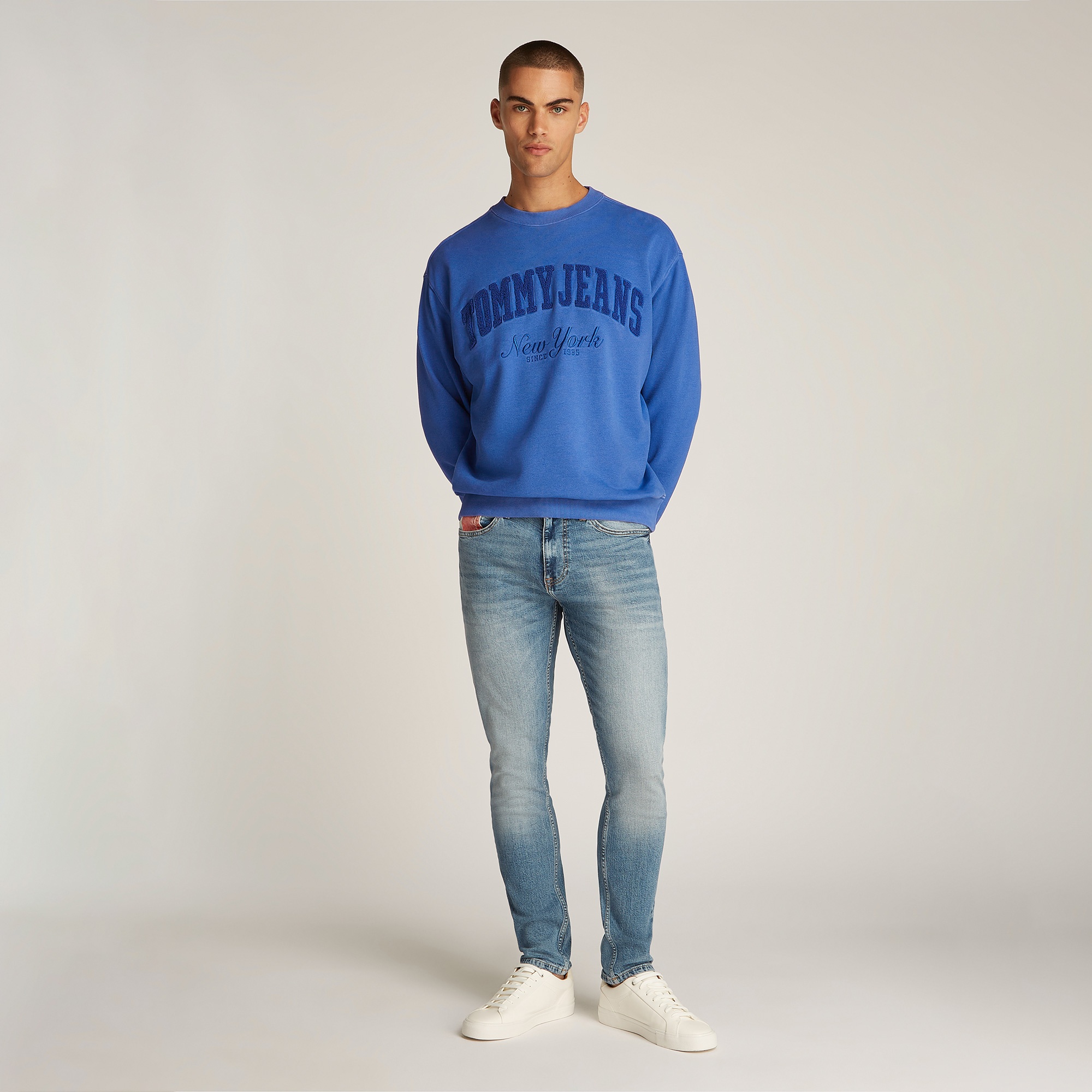 Tommy Jeans Relax Vintage Varsity Crew Erkek Mavi Sweatshirt