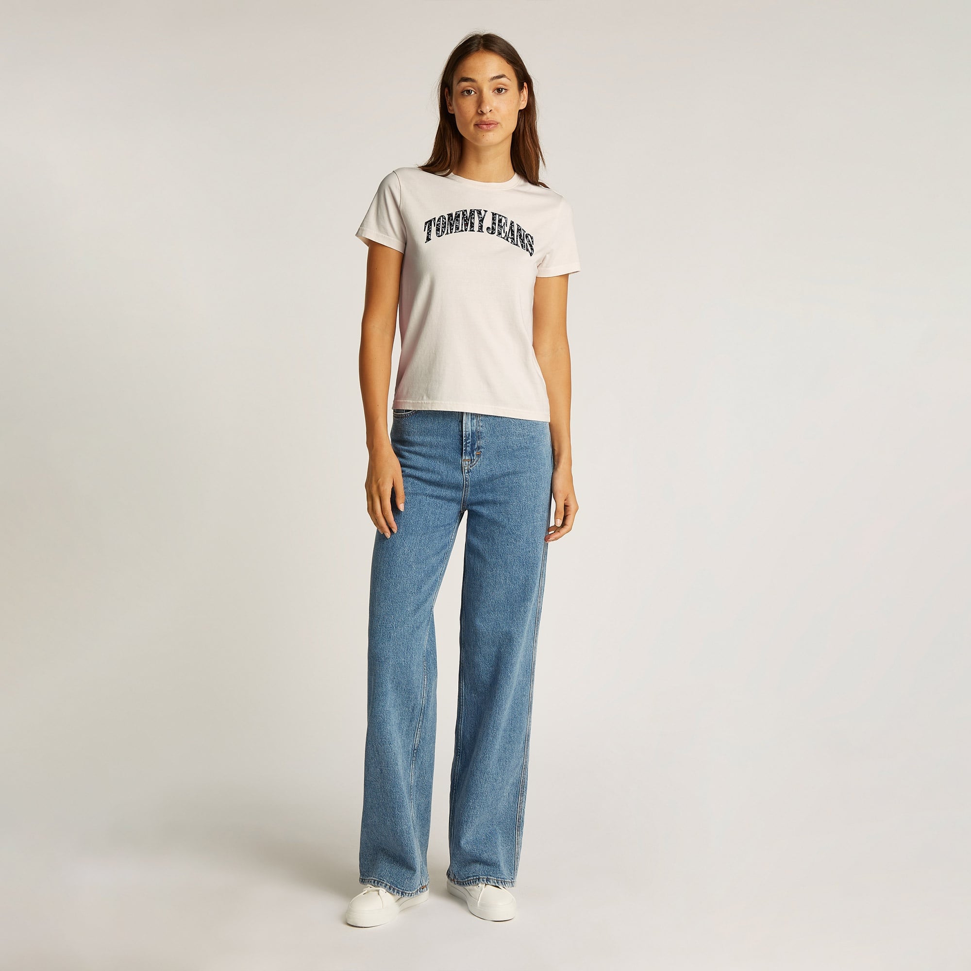 Tommy Jeans Reg Floral Varsity Kadın Beyaz T-Shirt