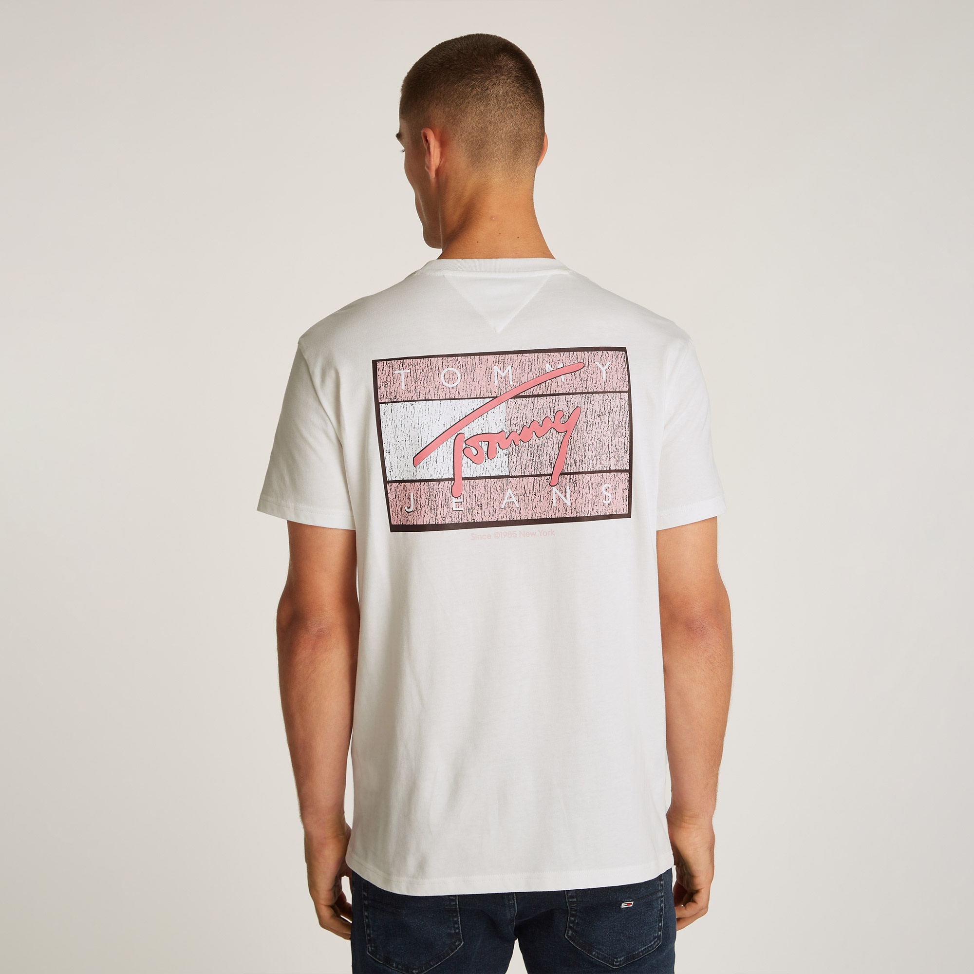 Tommy Jeans Reg Rwb Flag Ext Erkek Beyaz T-Shirt