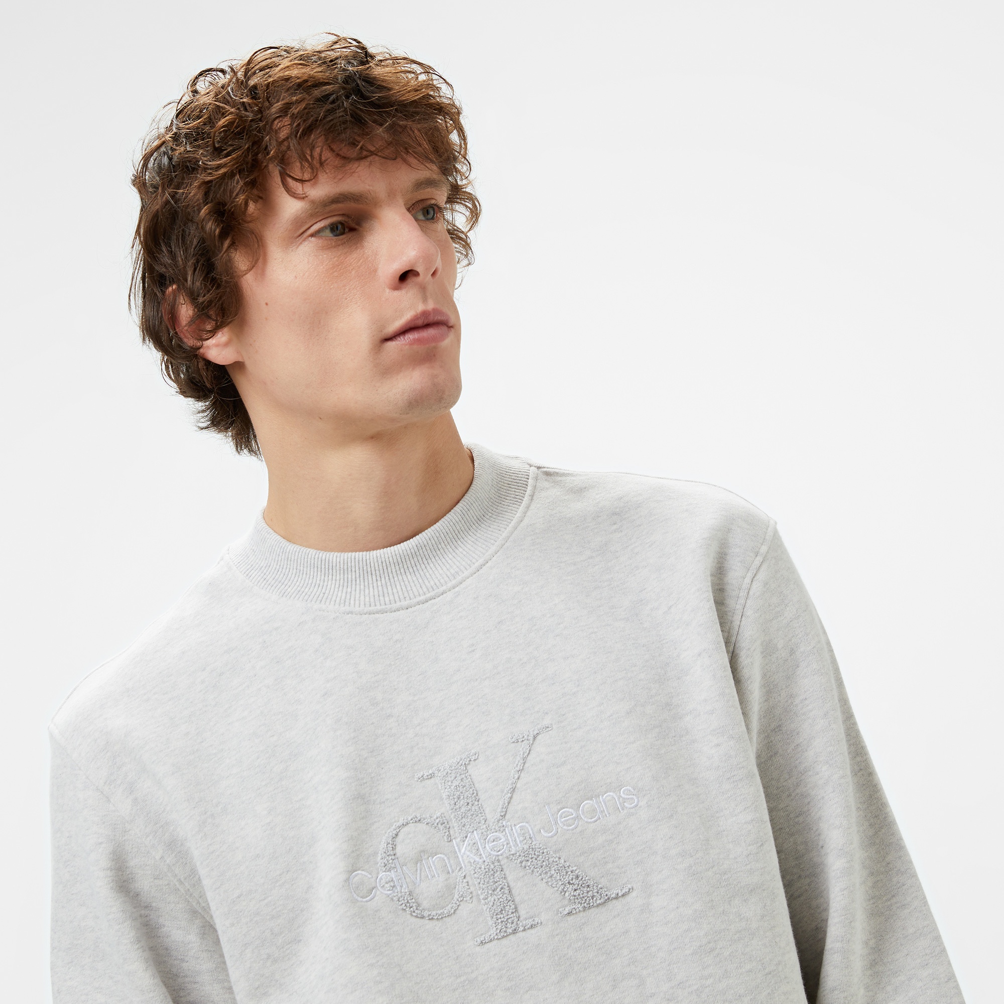 Calvin Klein Jeans Chenılle Monologo Crew Neck Erkek Gri Sweatshirt