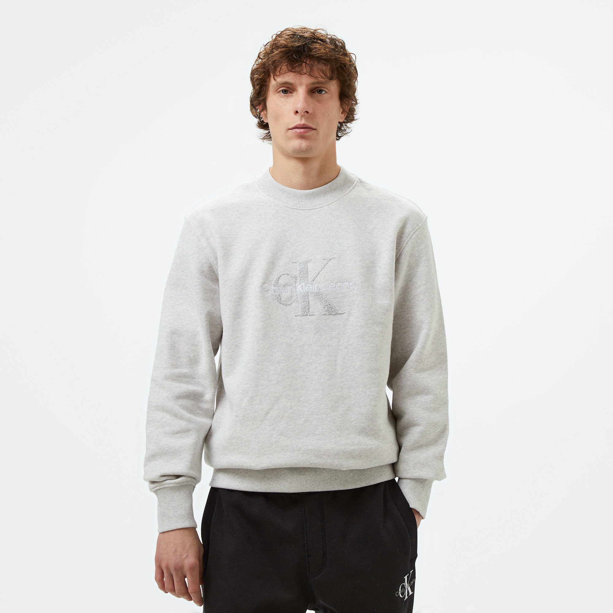 Calvin Klein Jeans Chenılle Monologo Crew Neck Erkek Gri Sweatshirt
