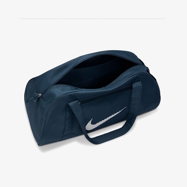  Nike Gym Club Kadın Lacivert Spor Çantası