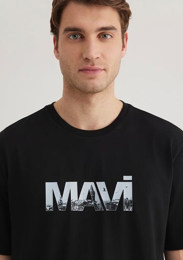  Mavi Mavi Logo Baskılı Siyah Tişört Regular Fit / Normal Kesim 0610948-900
