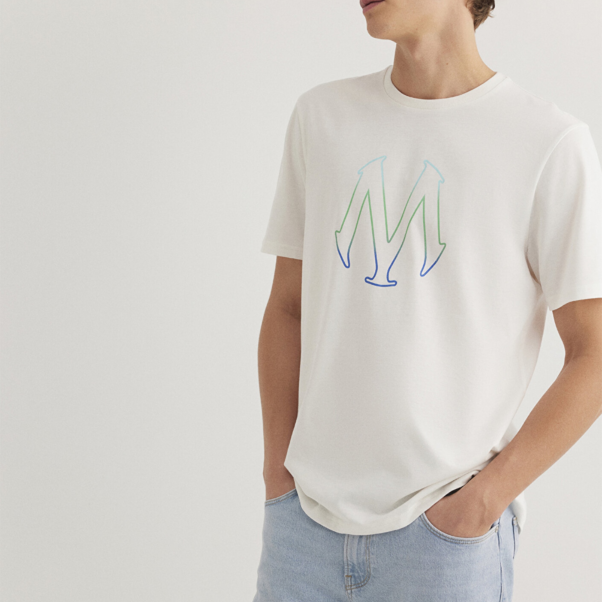 Mavi M Logo Baskılı Ekru Tişört Regular Fit / Normal Kesim 0610635-70057