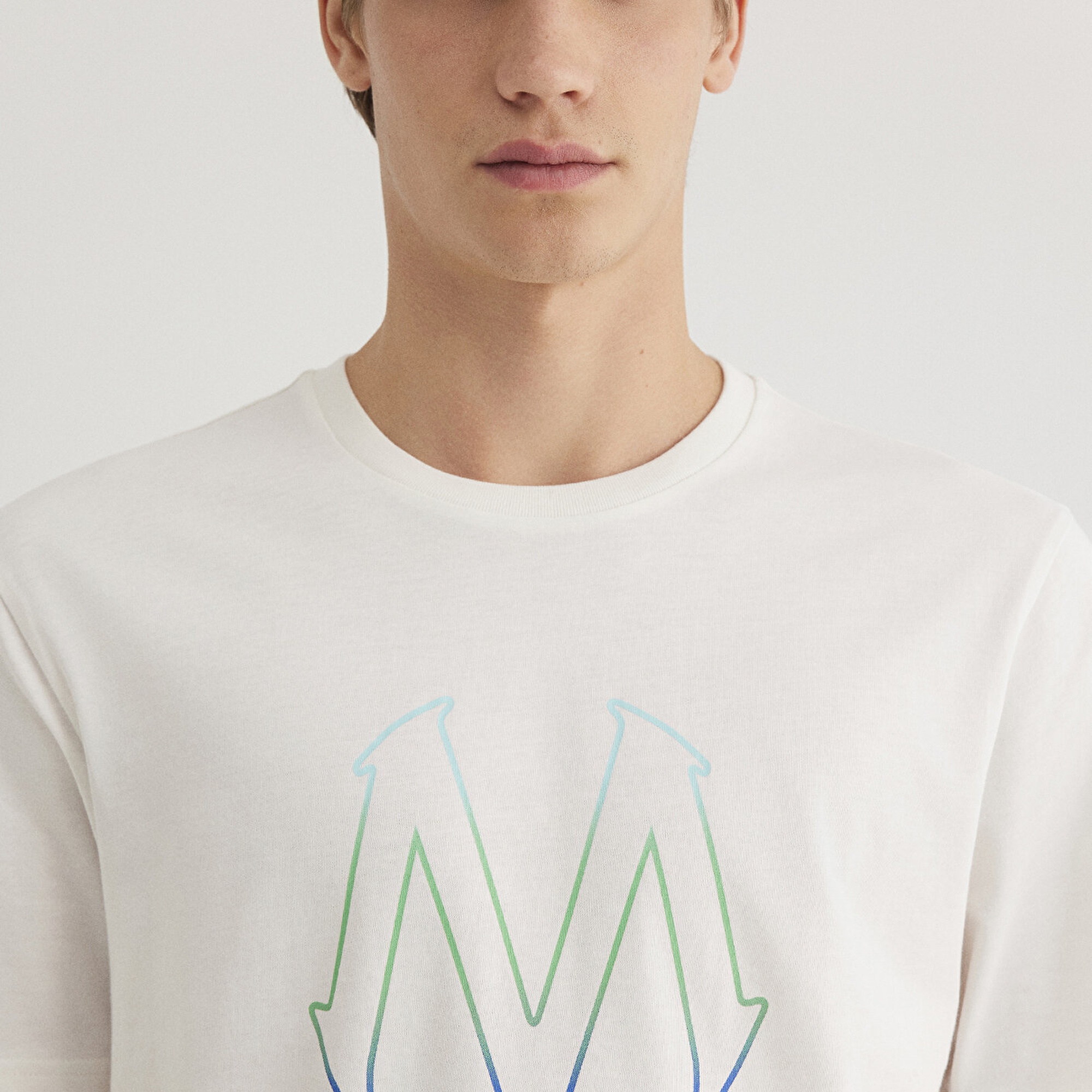 Mavi M Logo Baskılı Ekru Tişört Regular Fit / Normal Kesim 0610635-70057