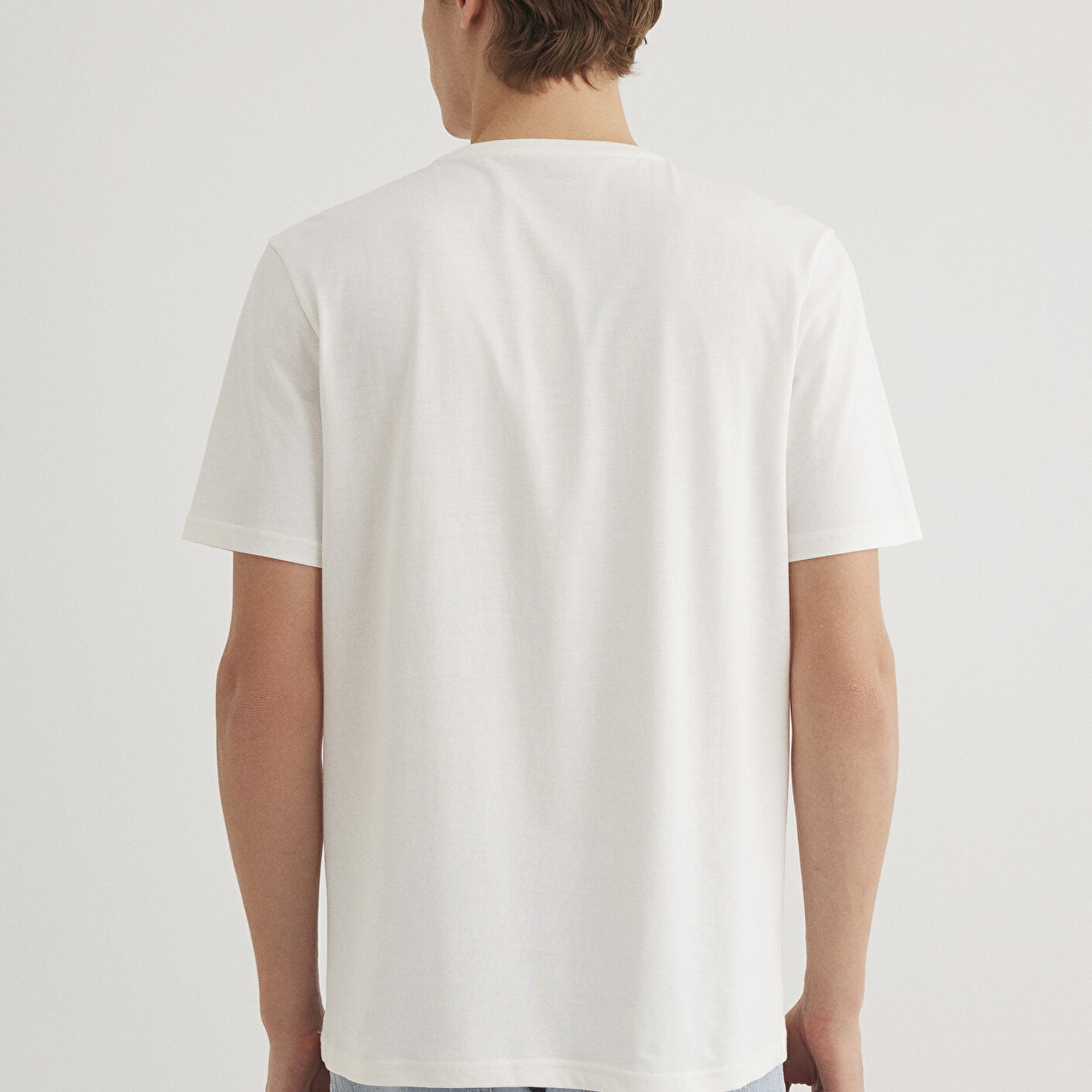 Mavi M Logo Baskılı Ekru Tişört Regular Fit / Normal Kesim 0610635-70057