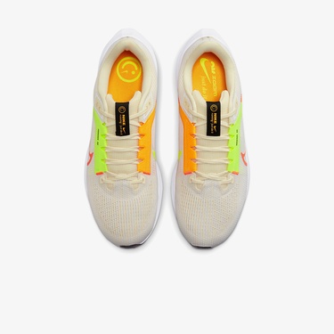  Nike Air Zoom Pegasus 40 Erkek Krem Rengi Spor Ayakkabı
