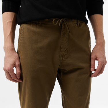  Boss Erkek Kahverengi Pantolon