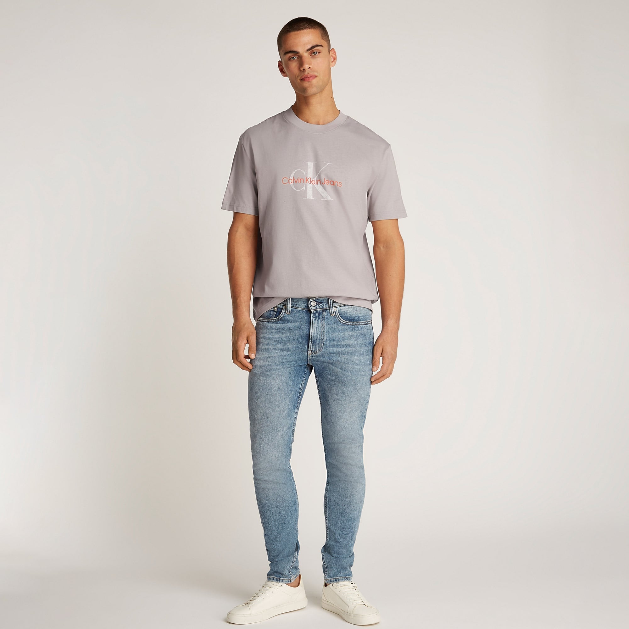 Calvin Klein Textured Monologo Erkek Gri T-Shirt