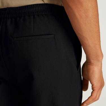  Calvin Klein Jogger Erkek Siyah Pantolon