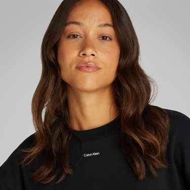  Calvin Klein Kadın Siyah Sweatshirt