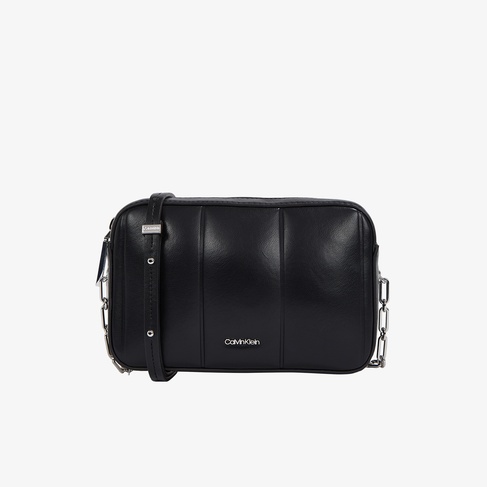  Calvin Klein Line Quilt Camera Kadın Siyah El Çantası