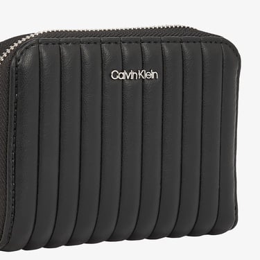  Calvin Klein Mini Line Quilt Md Zip Around Kadın Siyah Cüzdan