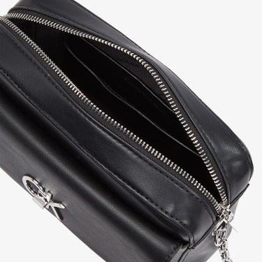  Calvin Klein Poet Camera Kadın Siyah El Çantası
